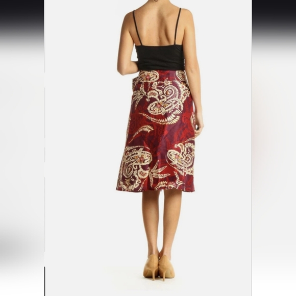 Talbots 100% Silk Flora/Red Paisley Wrap Skirt Size 14 P EUC - Picture 3 of 11